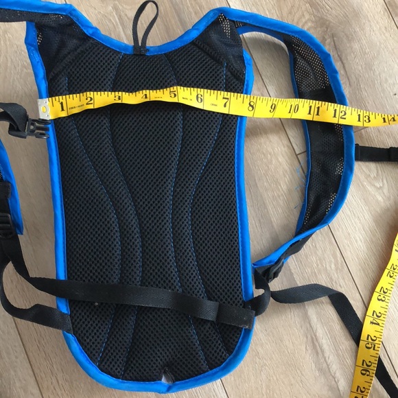 Camelbak water pack - Picture 11 of 14